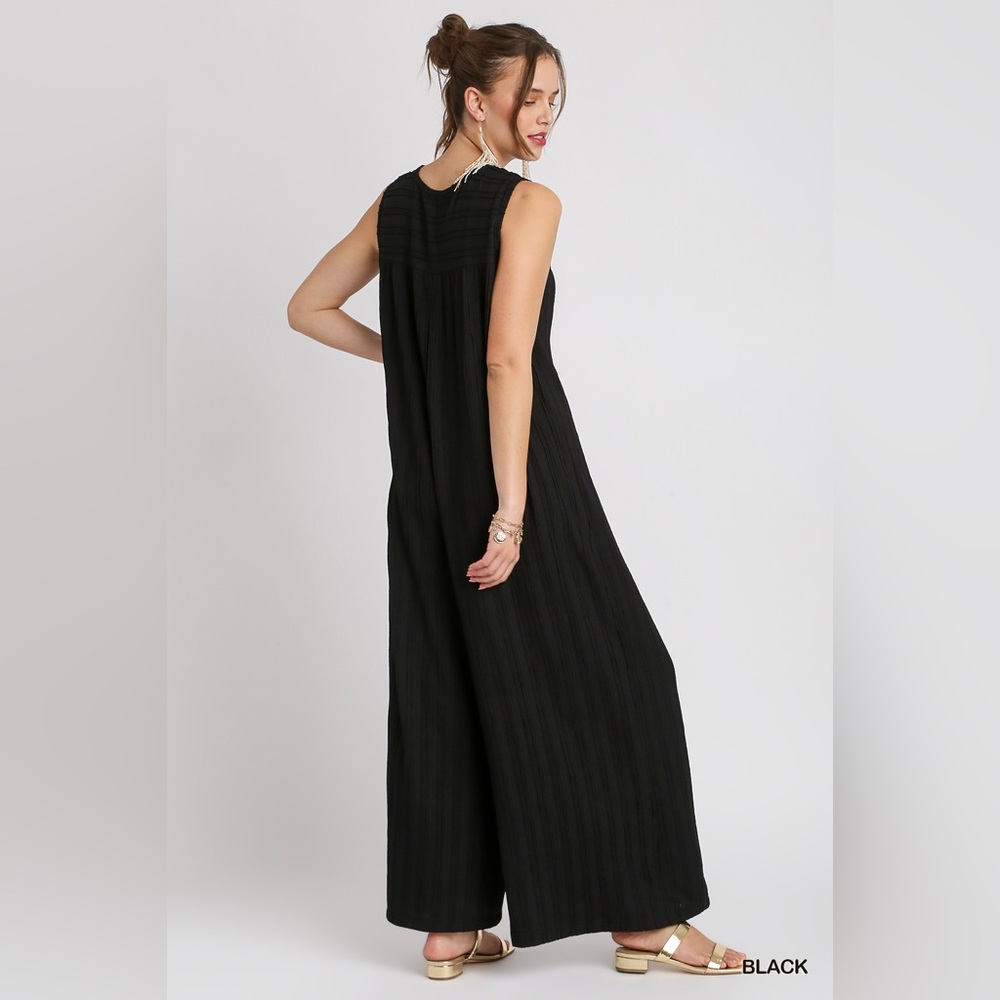 Umgee Black Sleeveless Wide-Leg Jumpsuit with Gold Buttons - Picture 5 of 12